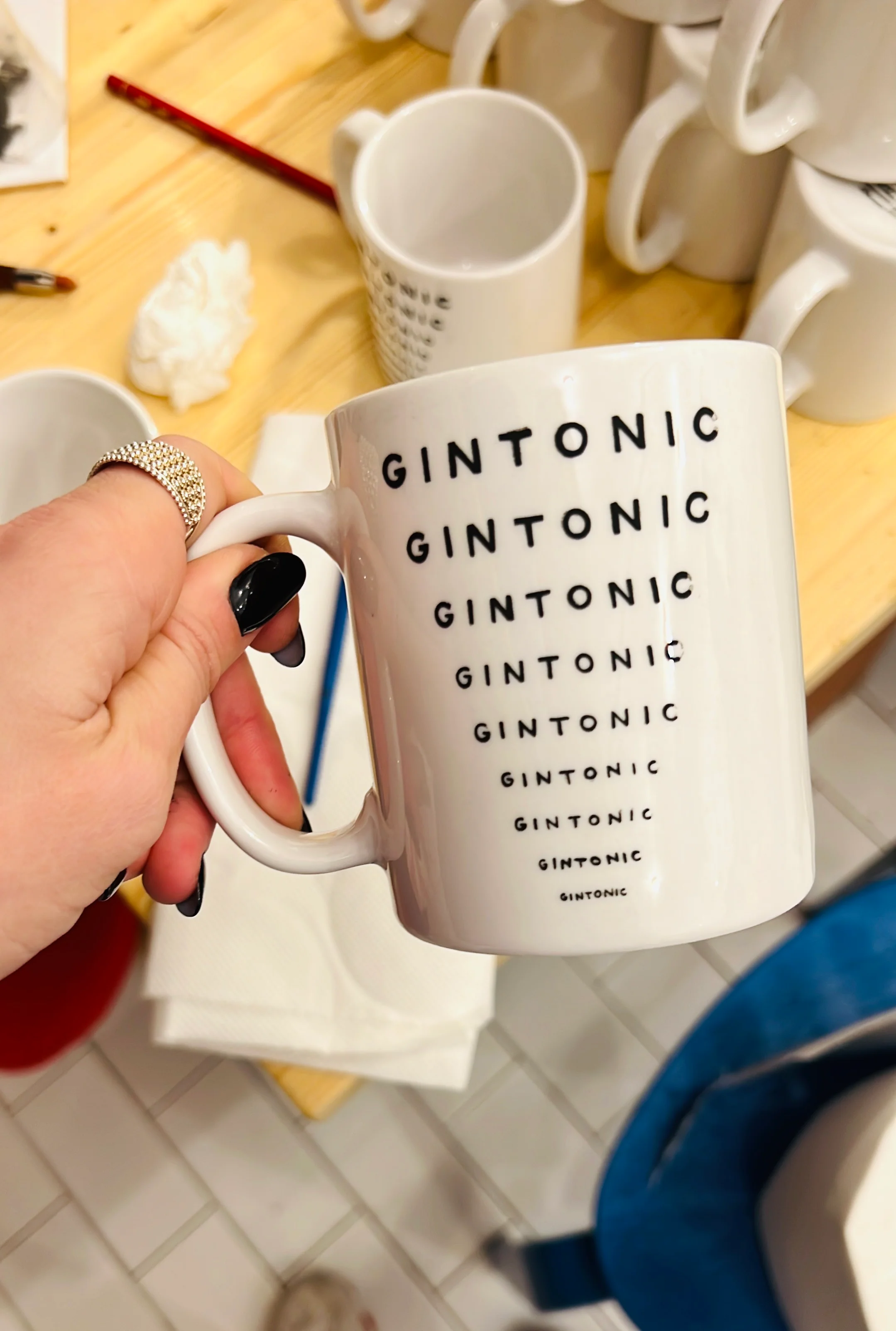 MUG GINTONIC🤩